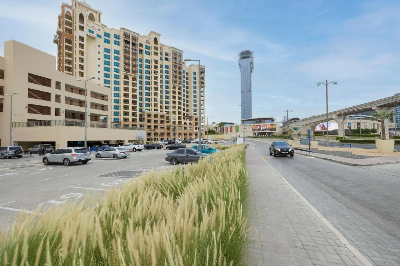 Apartment Deluxe Studio In Palm Views East At Palm Jumeirah By Pk Holidays Dubai United Arab Emirates